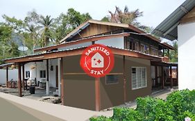 Oyo 90176 D'Cruz Sunrise Villa